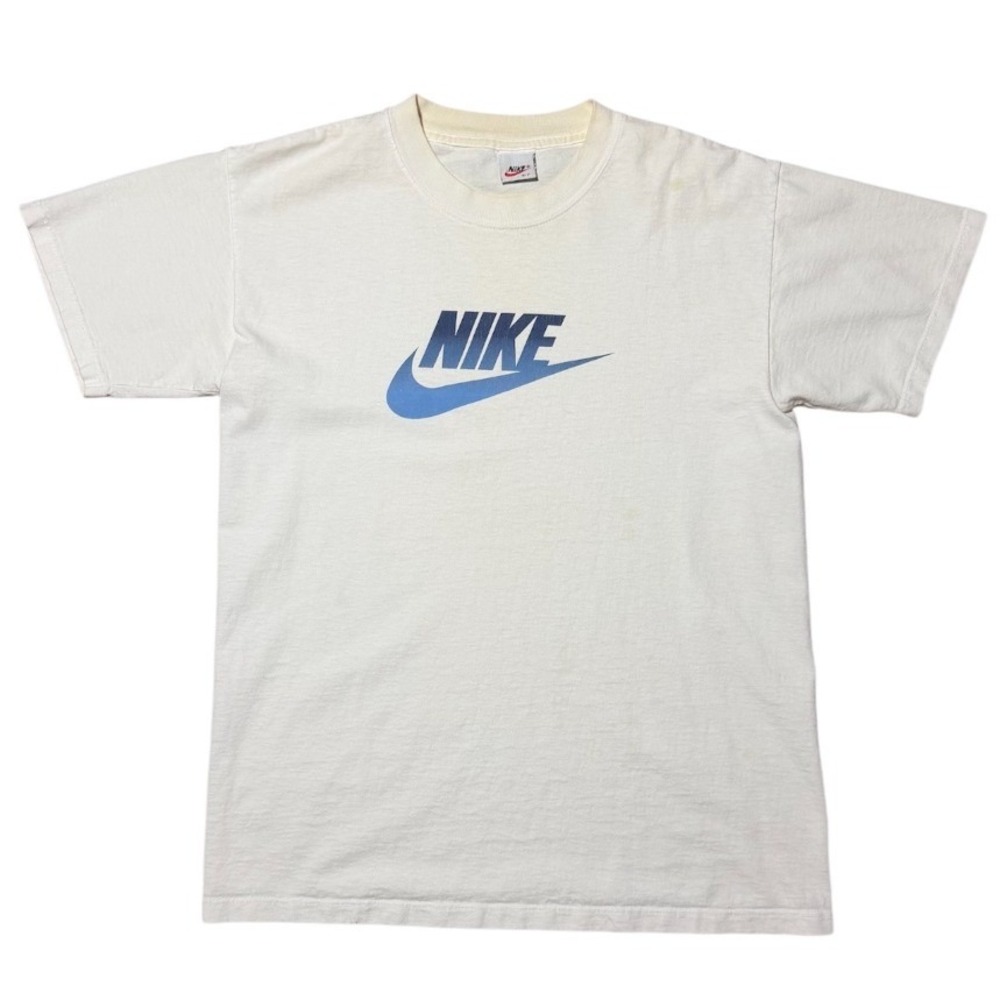 Vintage 90s Nike Futura Spellout Logo Gradient Swoosh Streetwear Graphic T-shirt